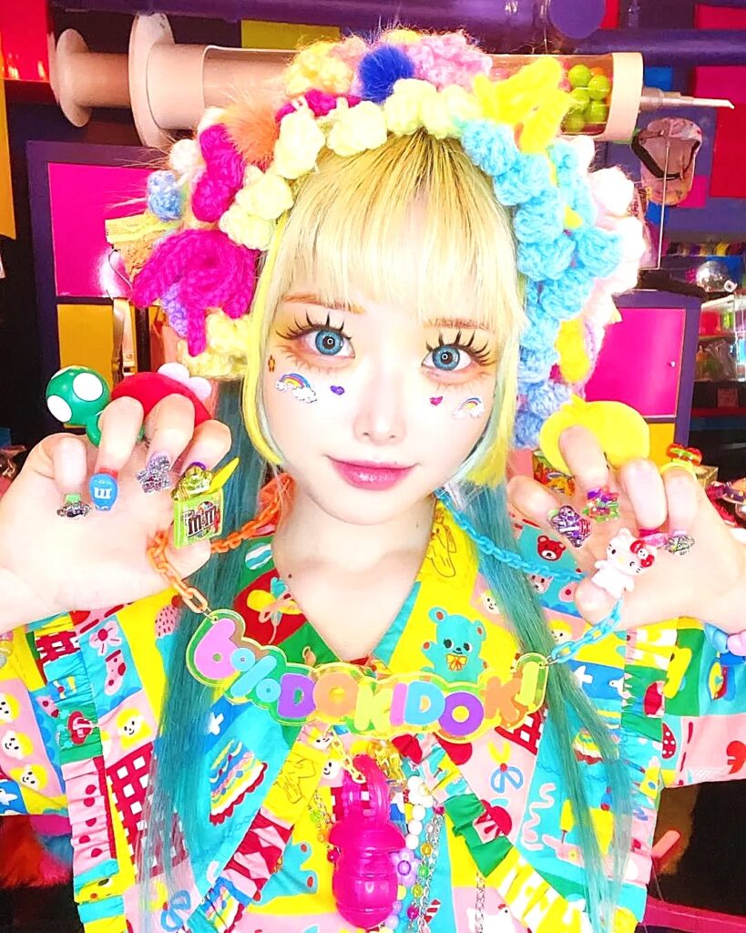 Decora Fashion